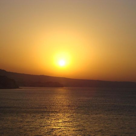 Golf Coast Boutique Studio With Sea View Топола Екстериор снимка